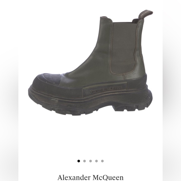 Alexander McQueen Tread Slick Ankle Boots - Picture 2 of 6